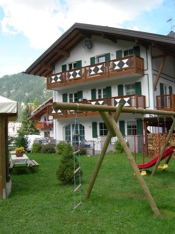 Cesa Stefi Apartamento Canazei Exterior foto